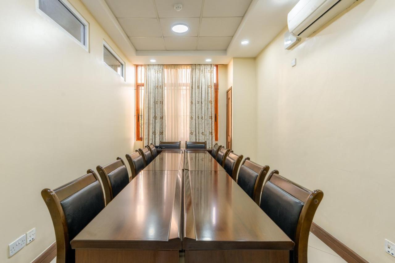 Kibo Palace Apartments アルーシャ エクステリア 写真
