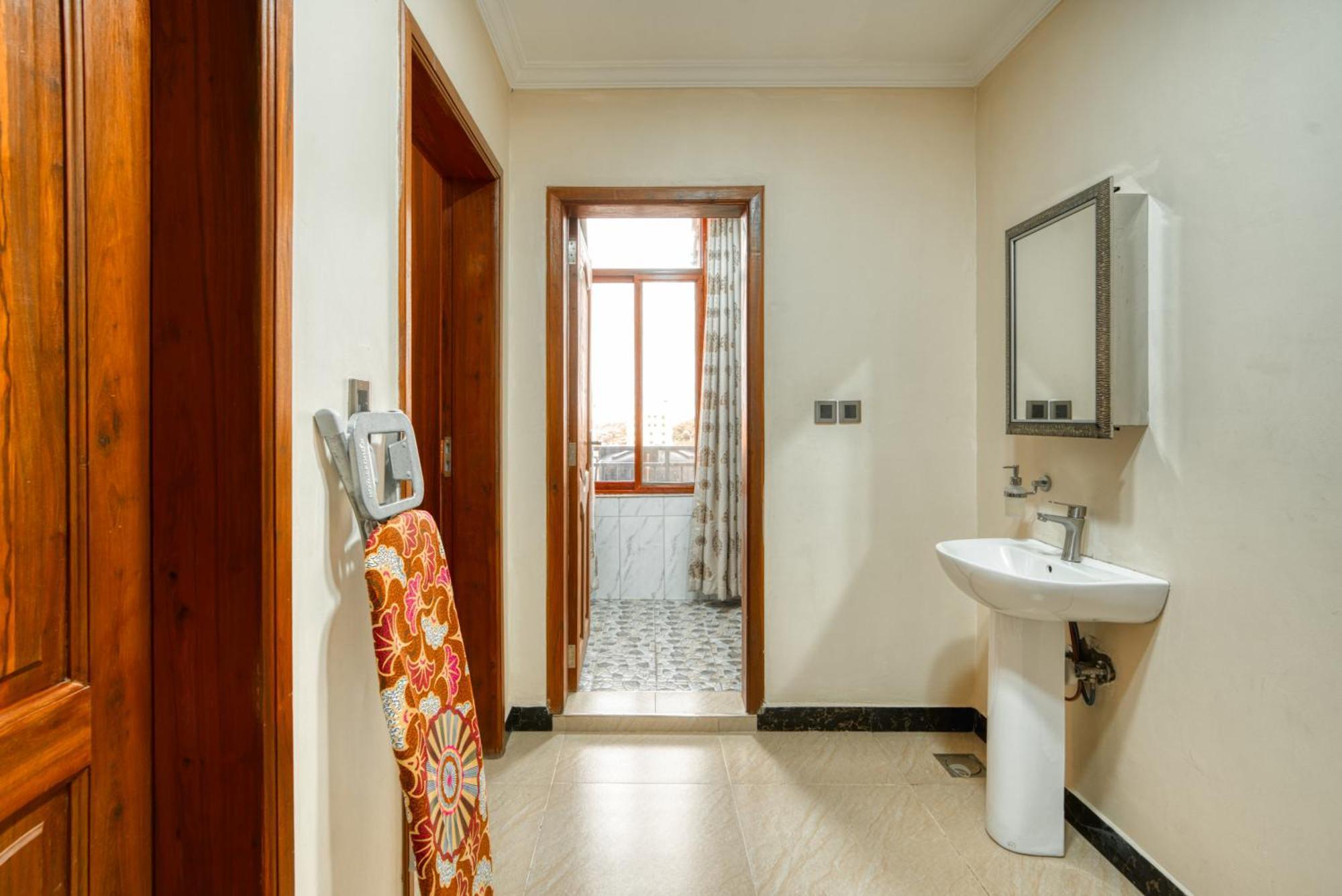 Kibo Palace Apartments アルーシャ 部屋 写真